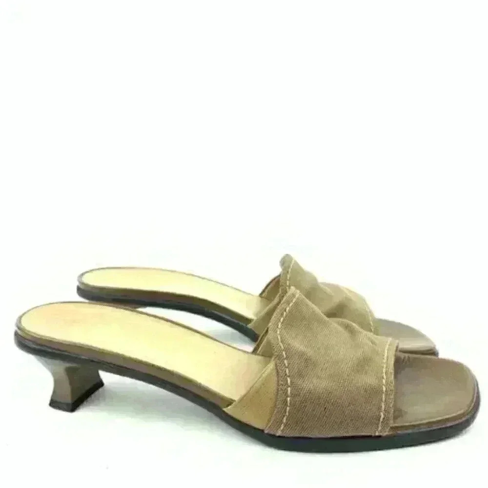 Stuart Weitzman Heels Size 7.5 S Bronze Square Toe